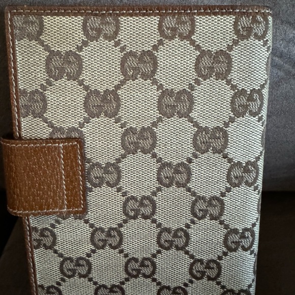 Gucci Canvas Planner - Picture 8 of 8